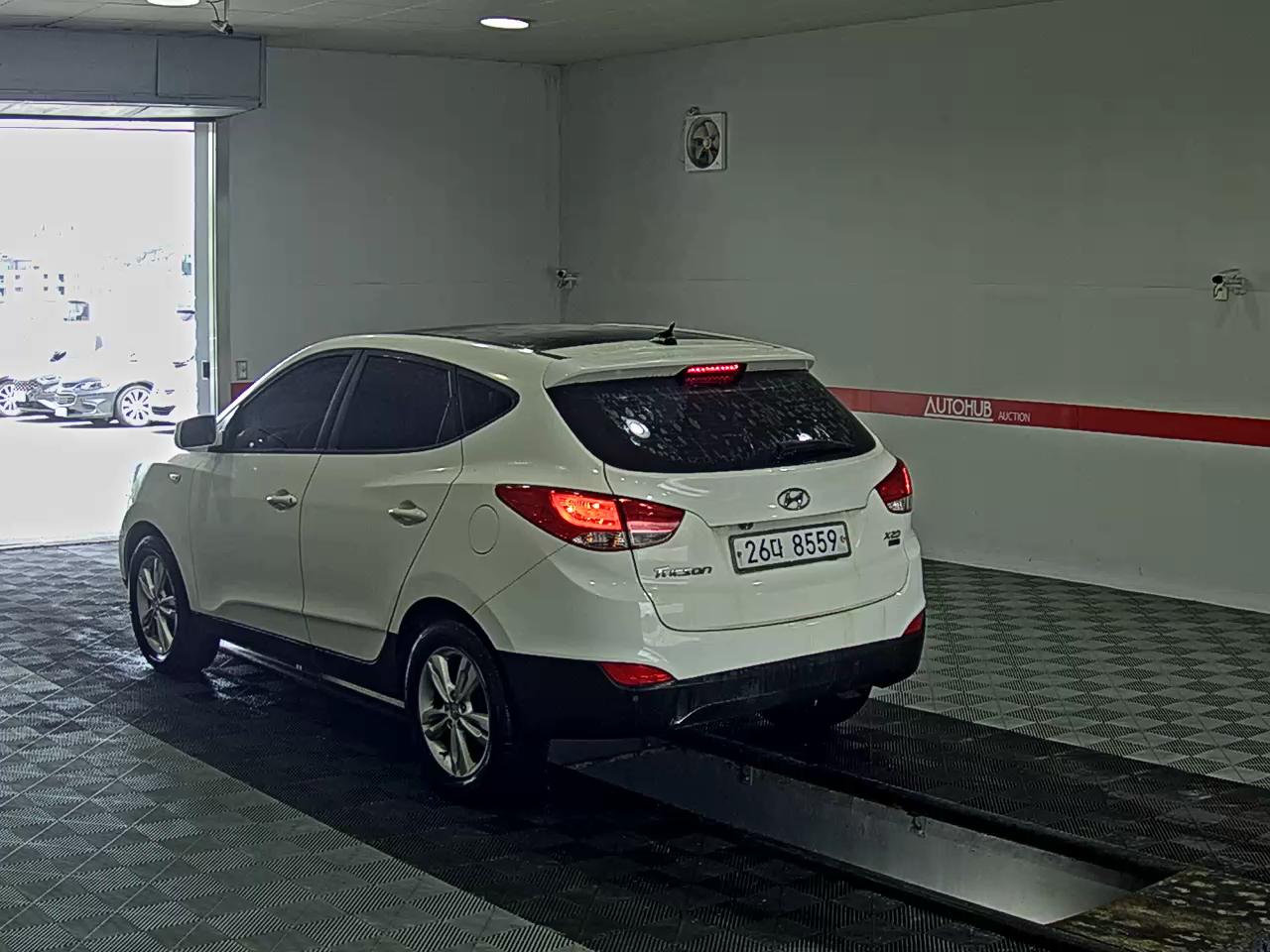 2010 - hyundai tucson