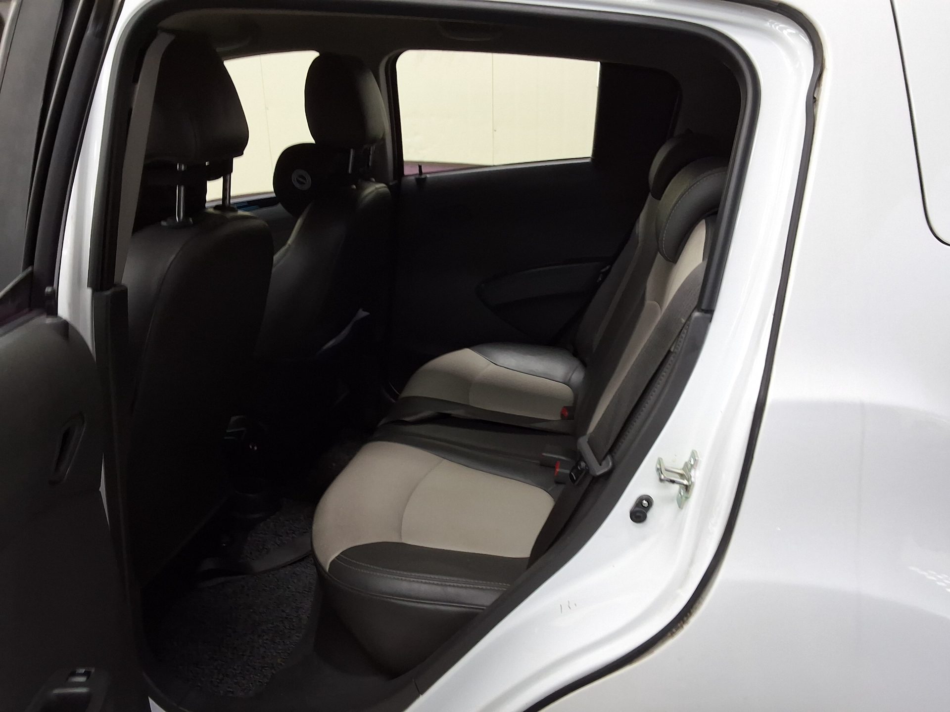 2012 - chevrolet spark