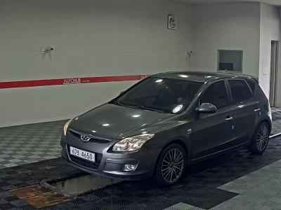 HYUNDAI i30 VVT