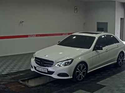 MERCEDES-BENZ CLASS (4TH GEN) E220 CDI BLUETEC AVANTGARDE