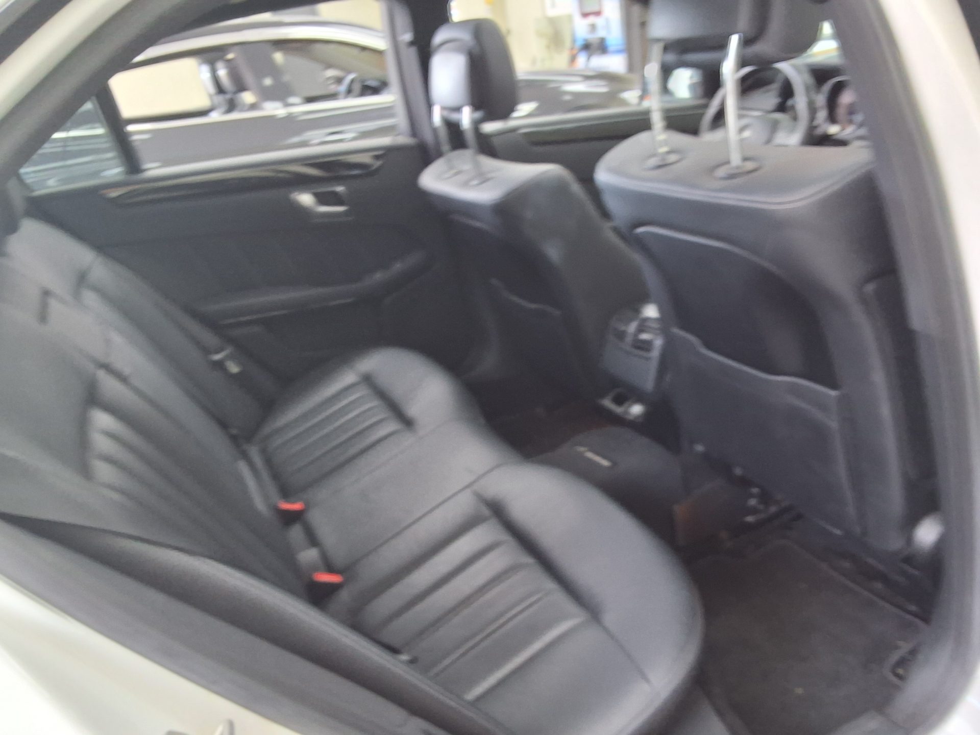 2016 - mercedes-benz e220