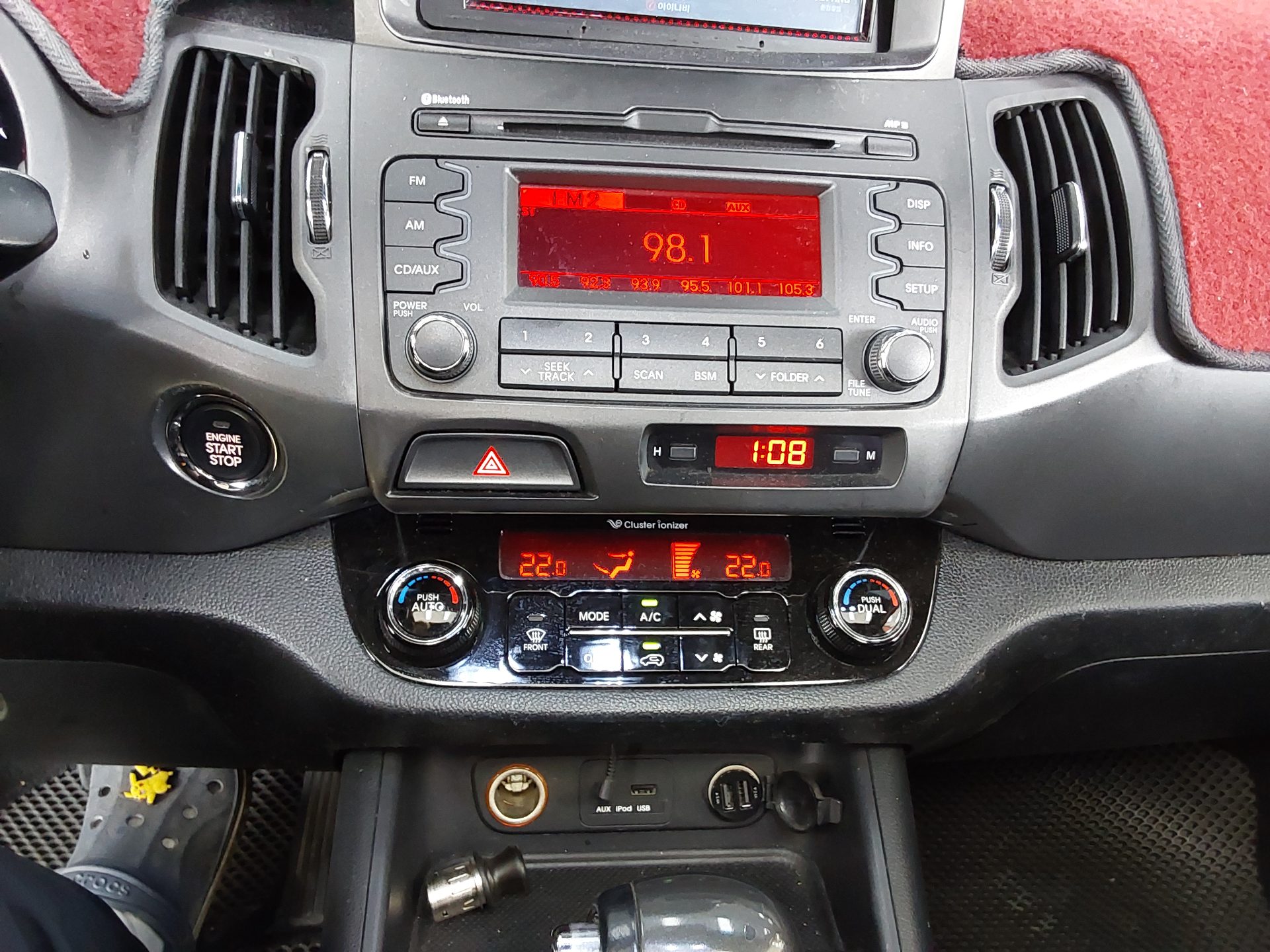 2012 - kia sportage