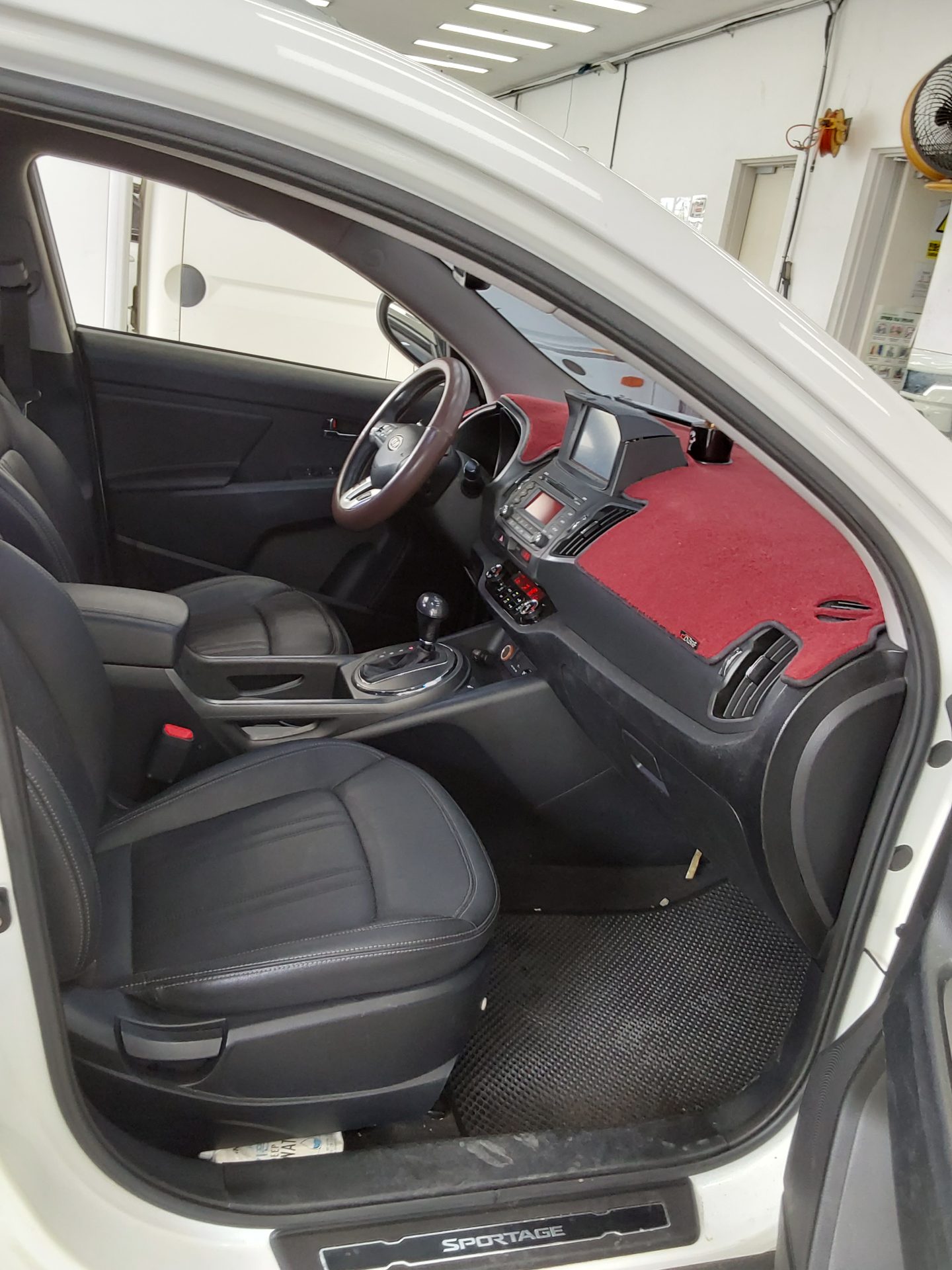 2012 - kia sportage