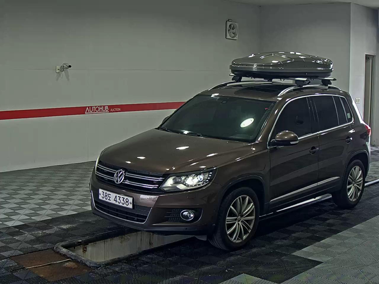 VOLKSWAGEN TIGUAN TDI BLUEMOTION