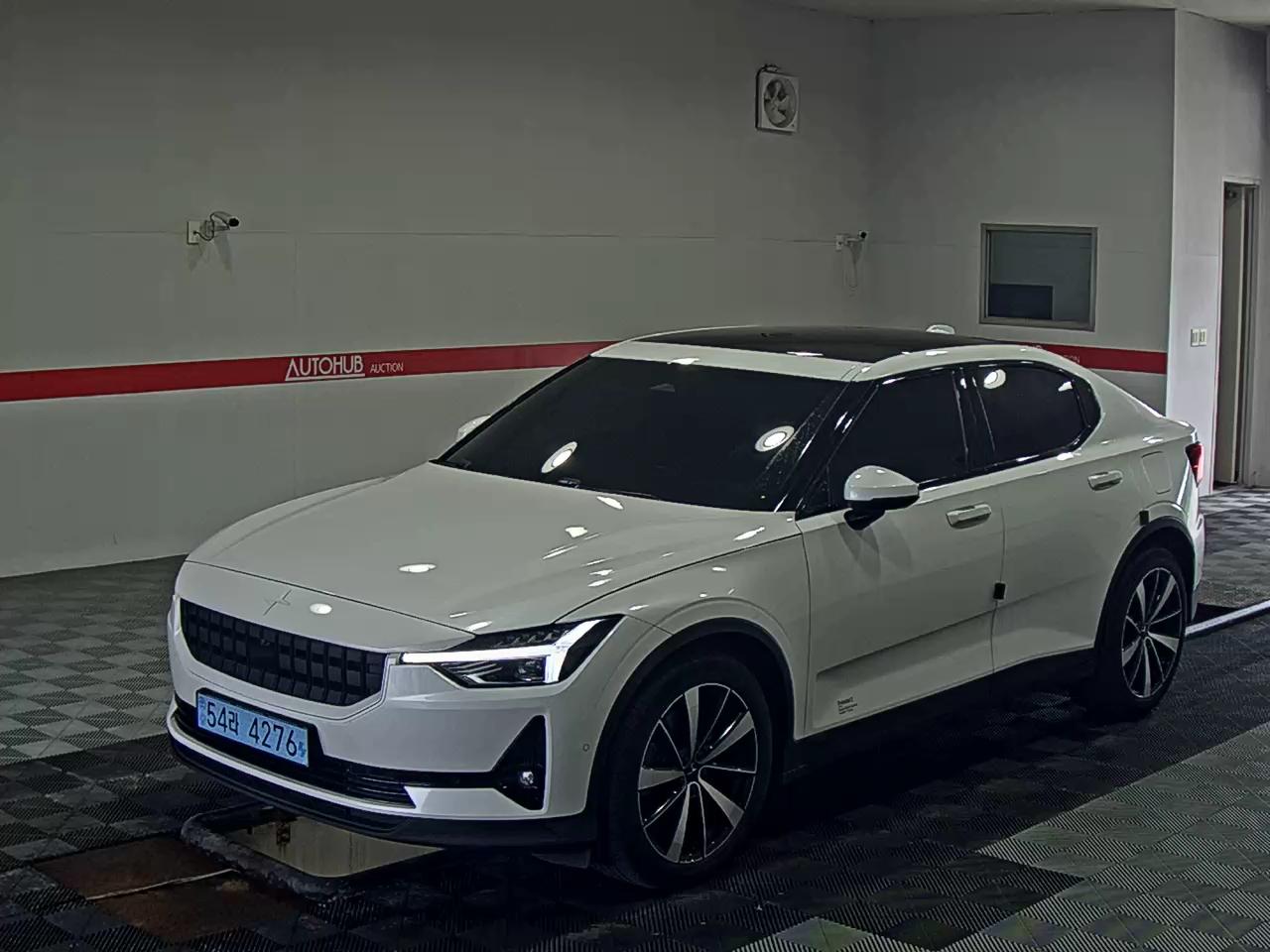 Polestar Polestar 2 2022 — صورة 1
