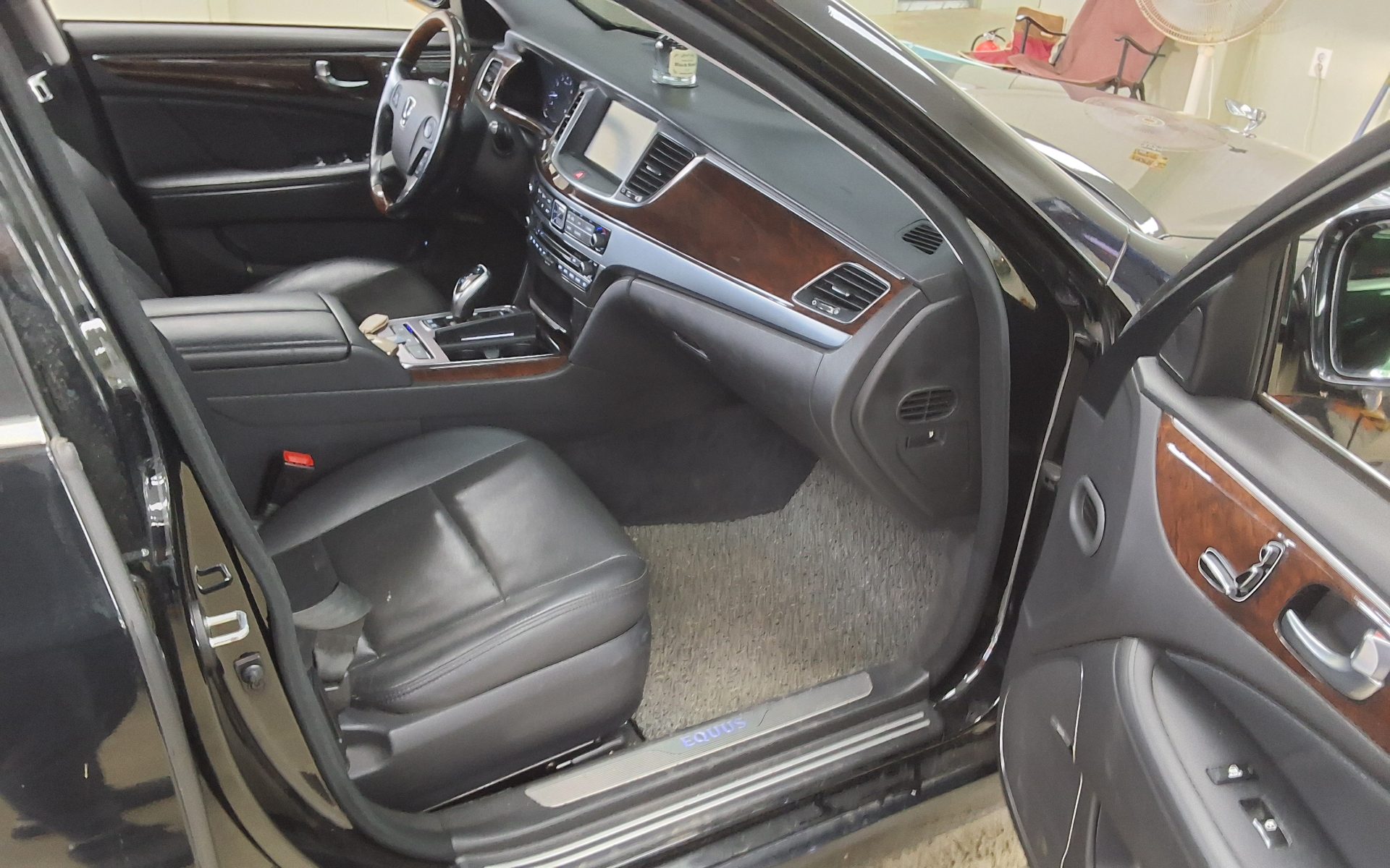 2015 - hyundai equus