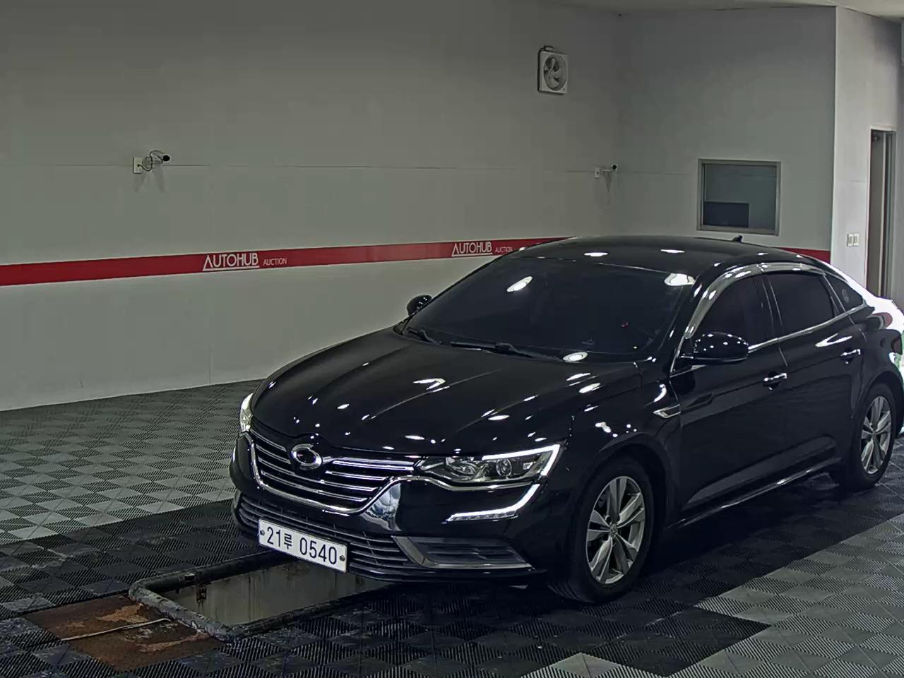 2016 - renault sm6