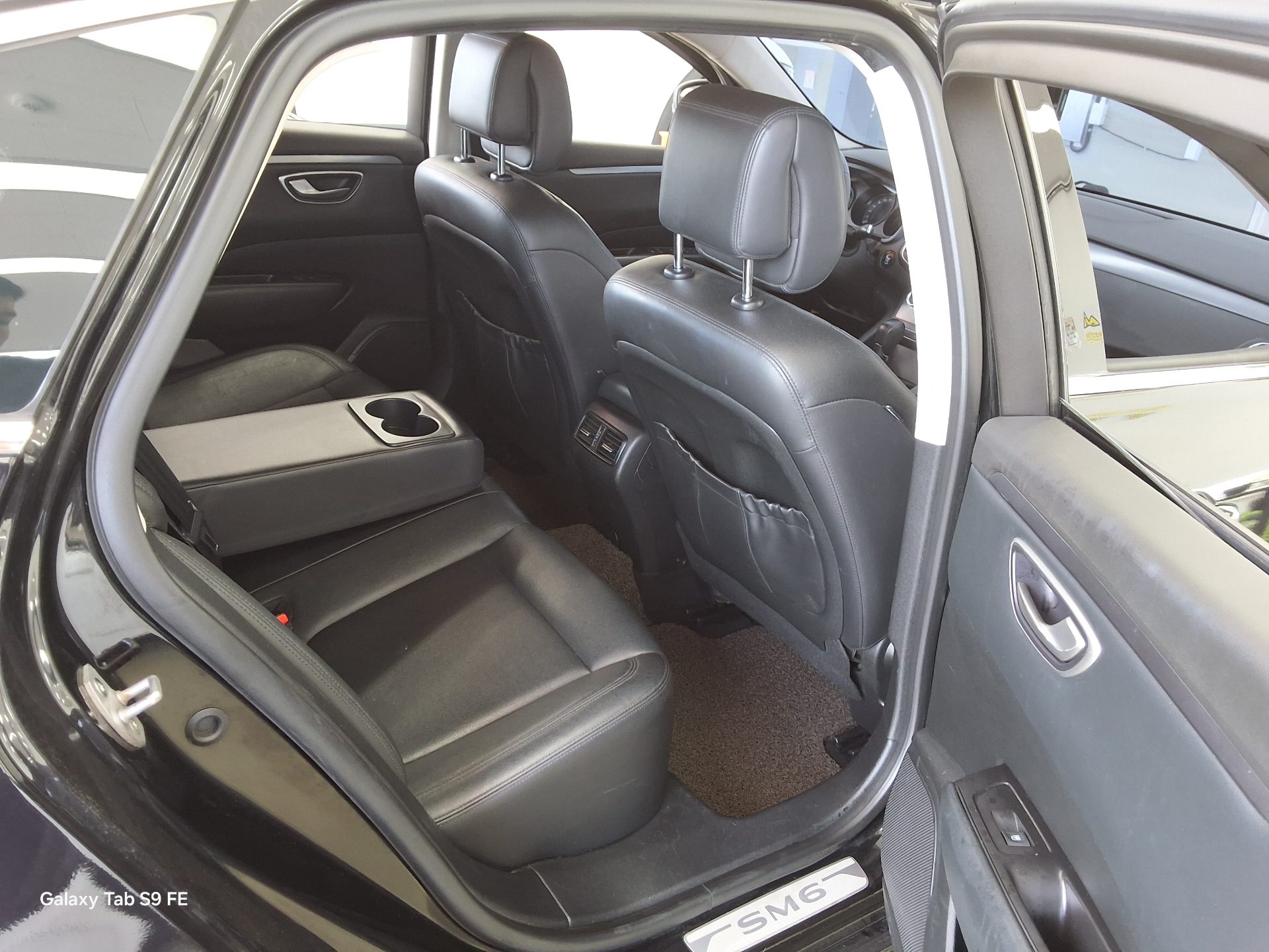 2016 - renault sm6