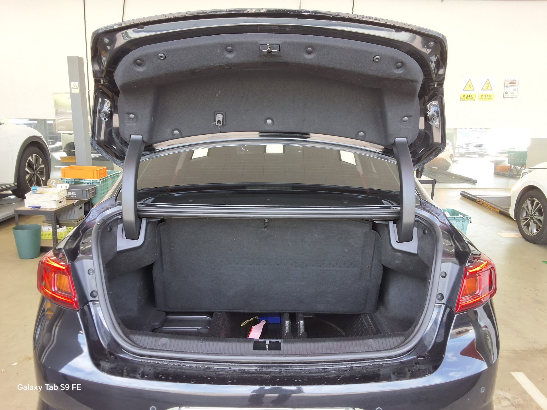 2016 - renault sm6