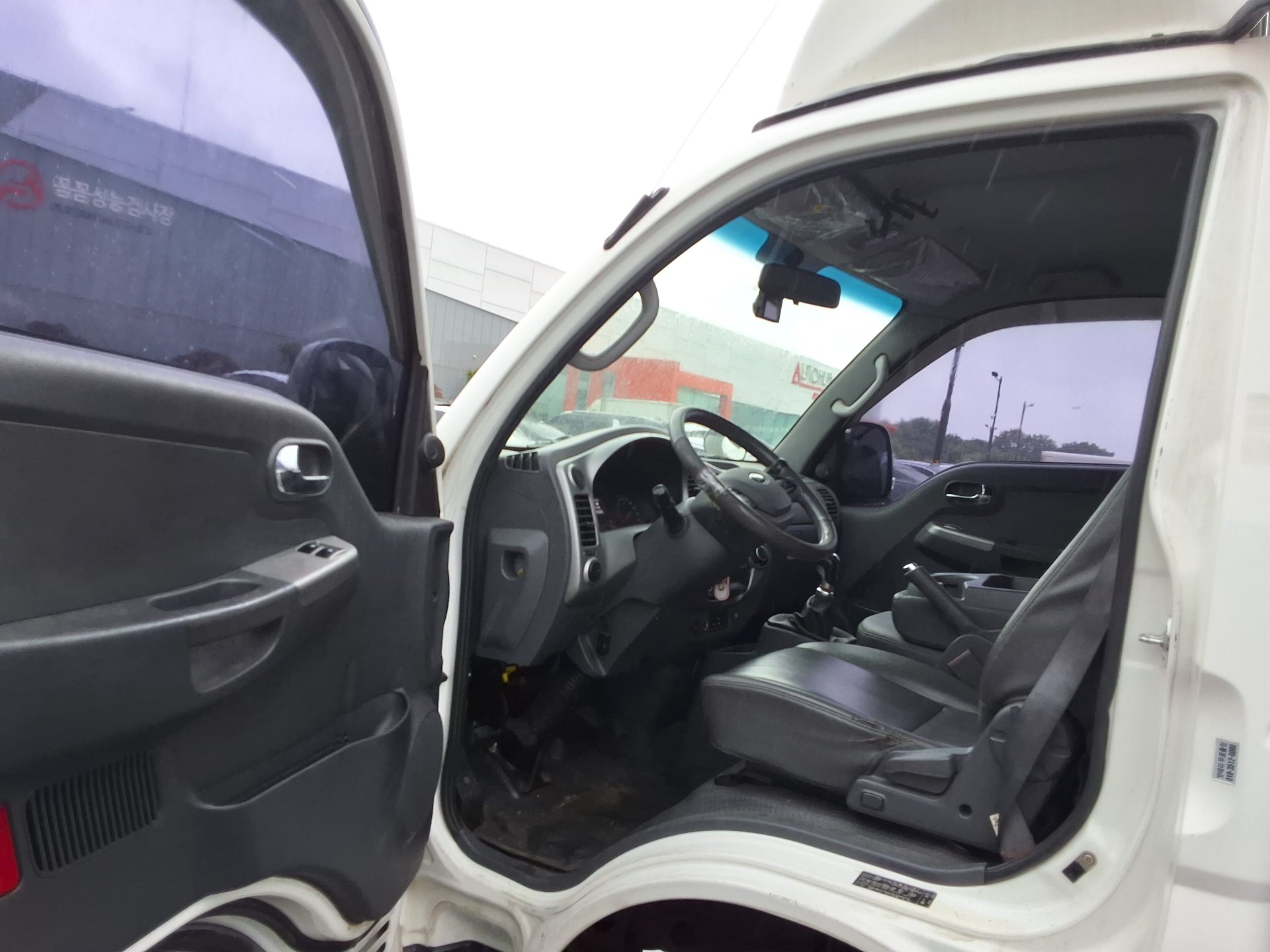 2018 - kia bongo