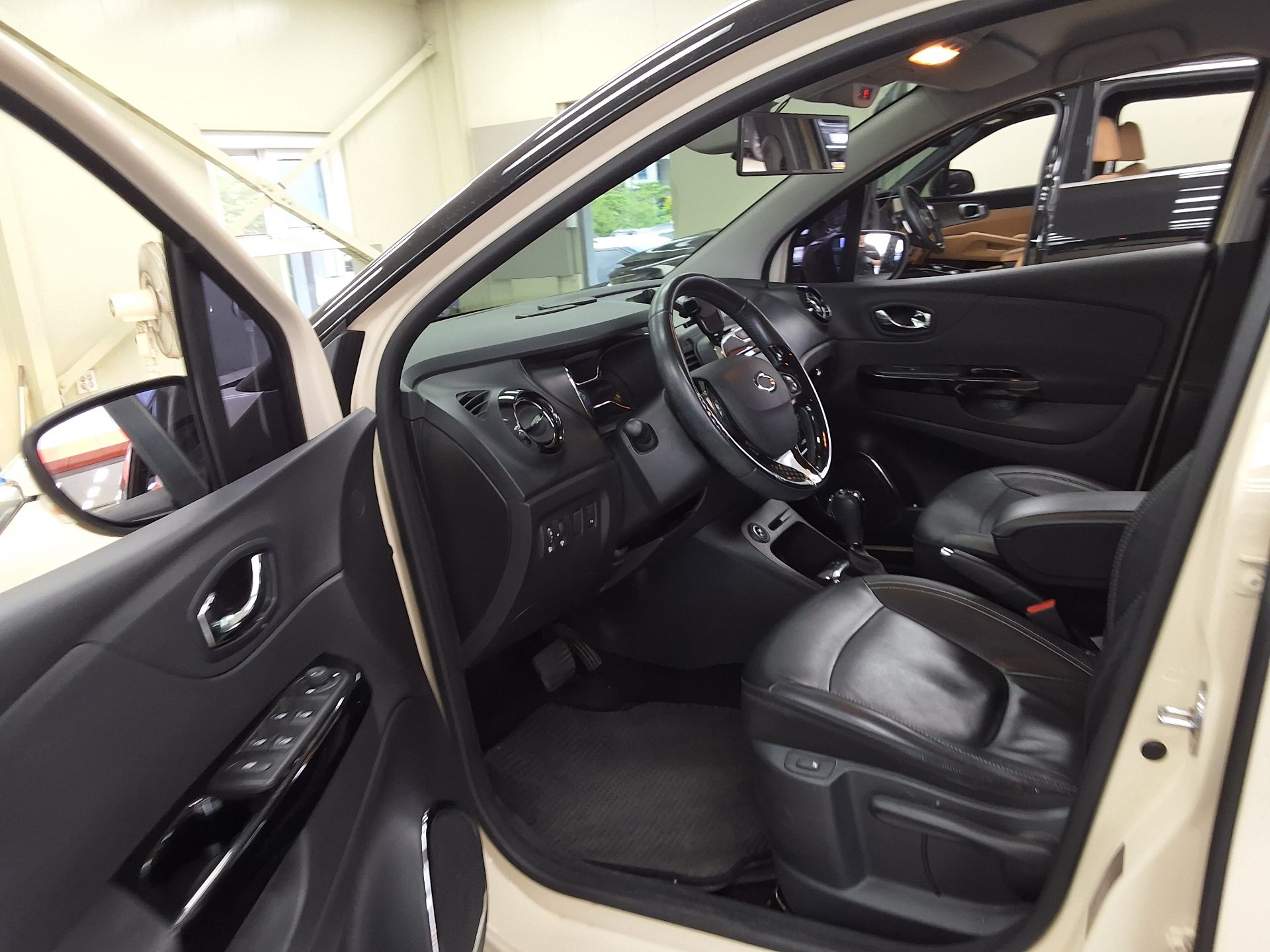 2015 - renault qm3