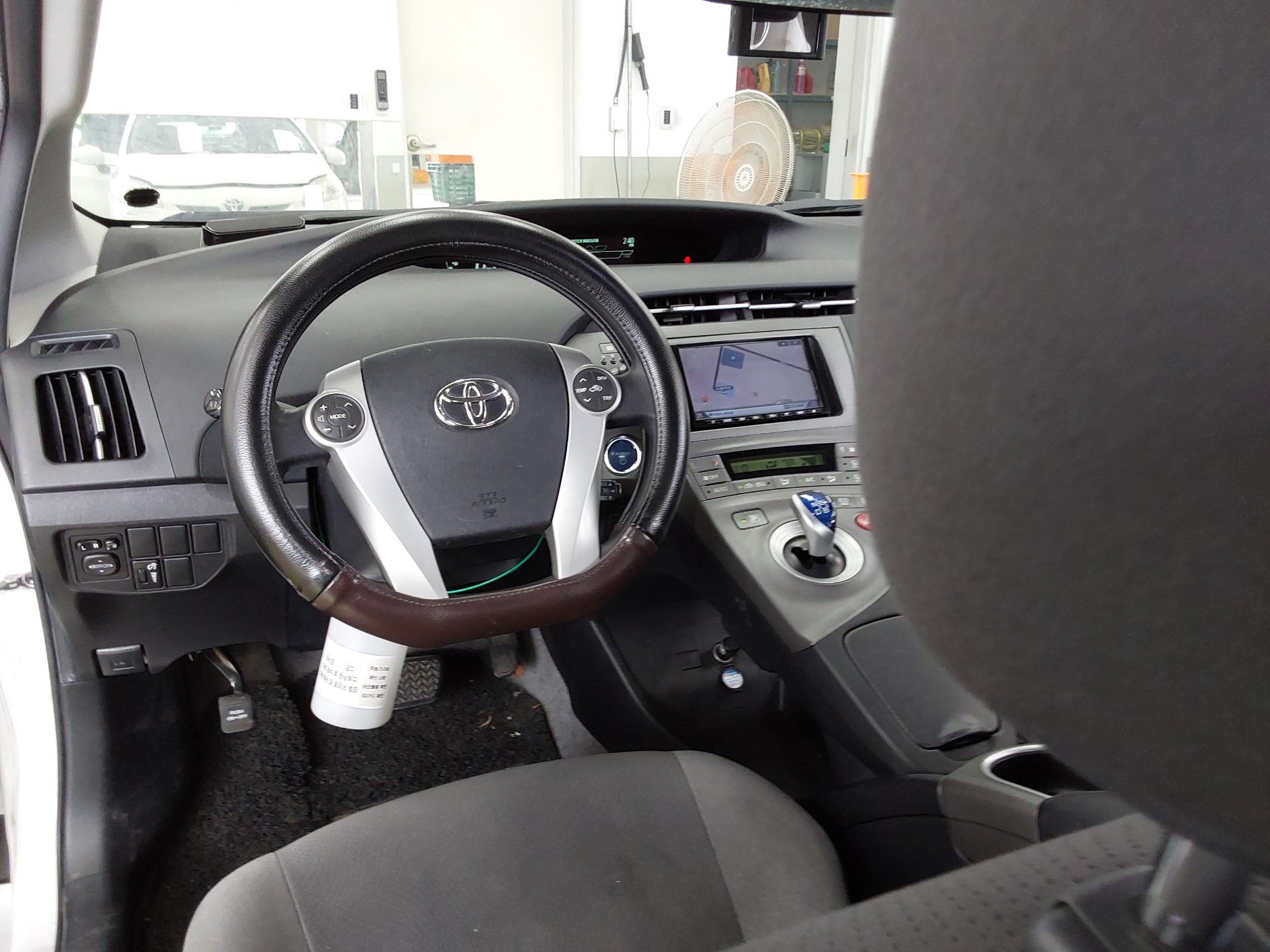 2012 - toyota prius