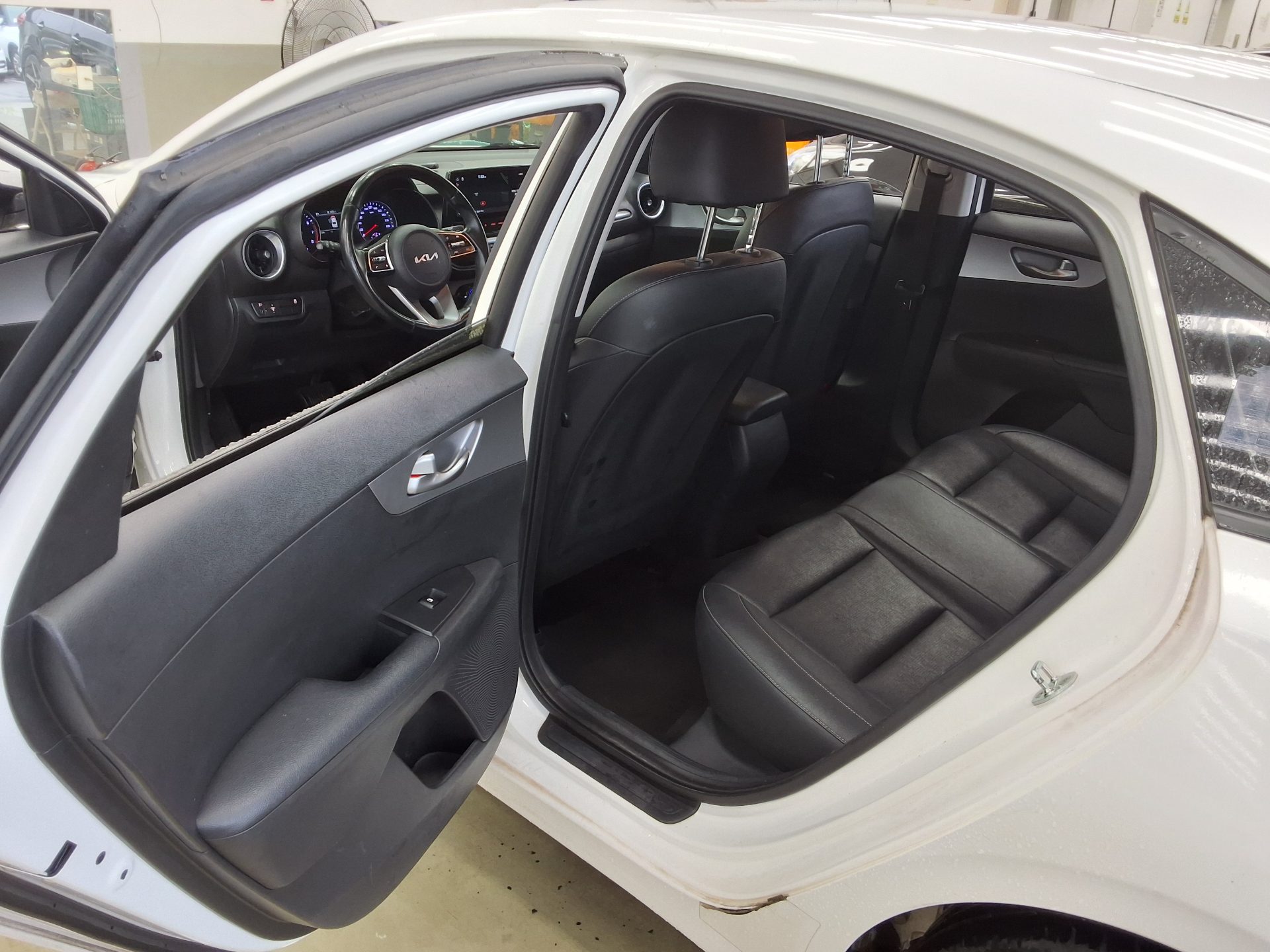 2022 - kia k3
