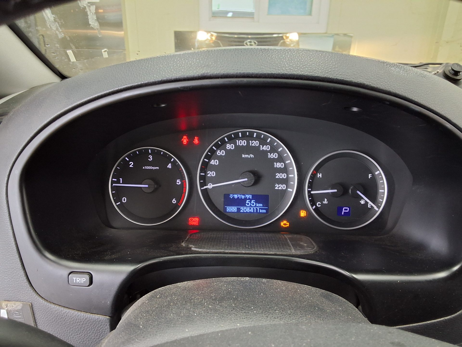 2019 - hyundai grand starex