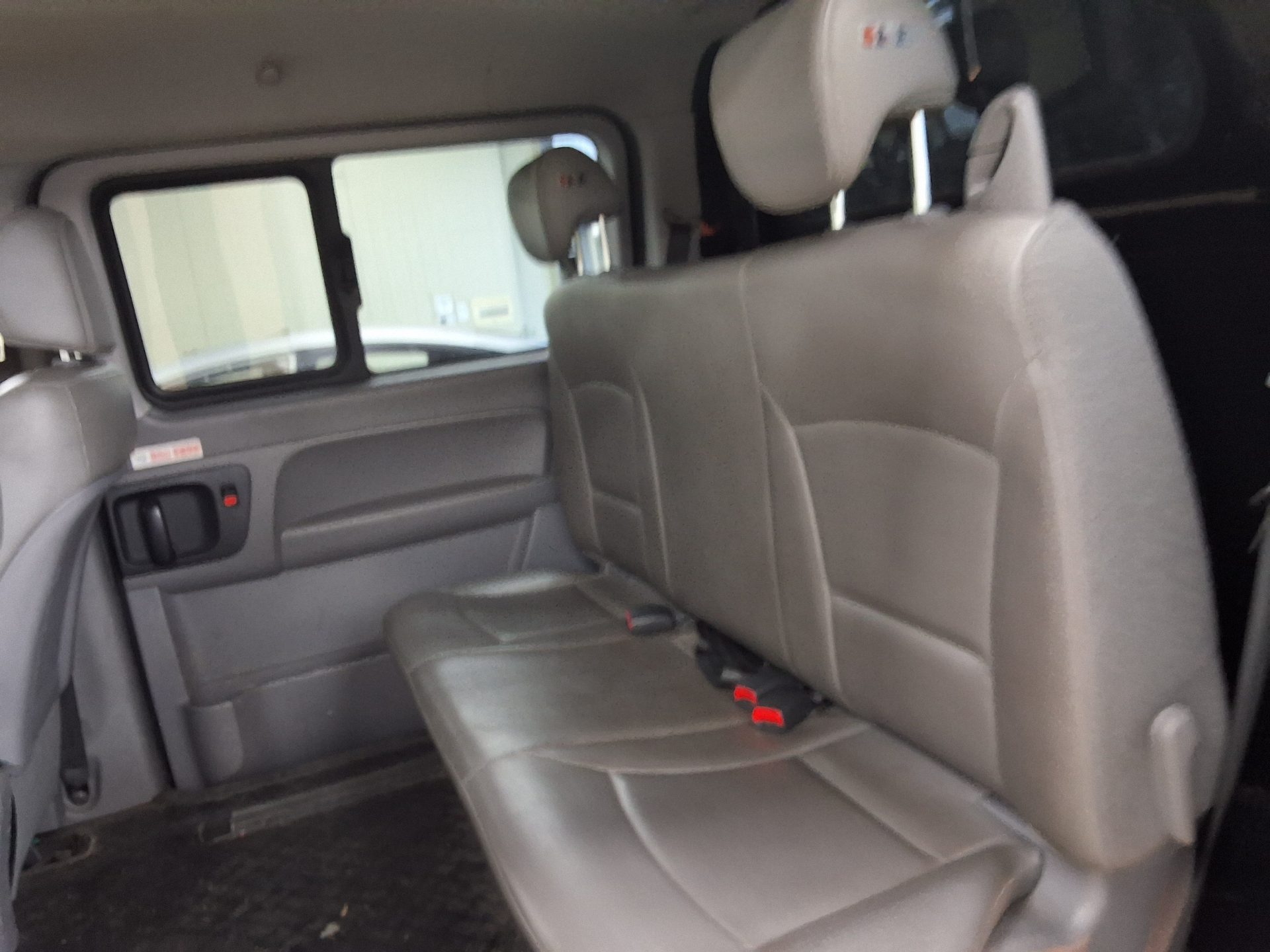 2019 - hyundai grand starex