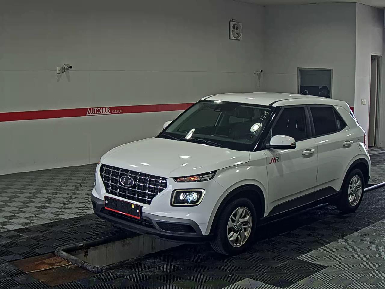 2022 - hyundai venue