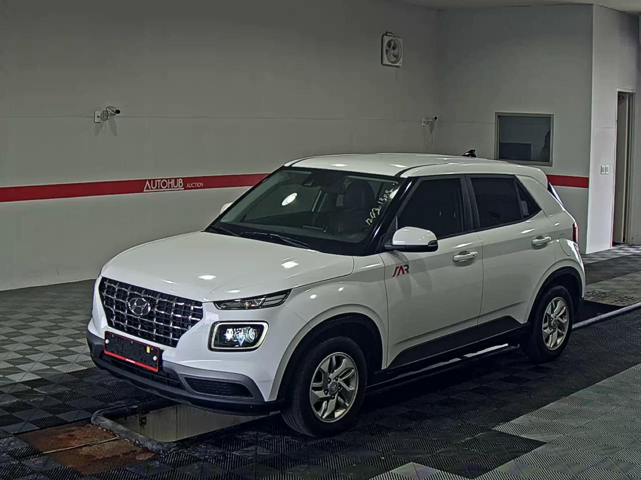 2022 - hyundai venue