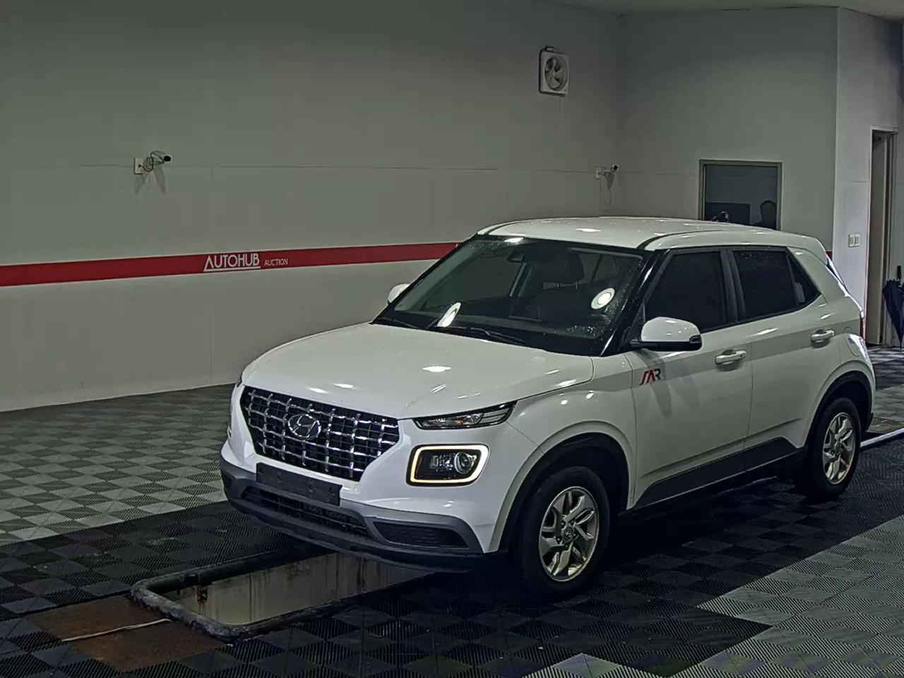 2022 - hyundai venue