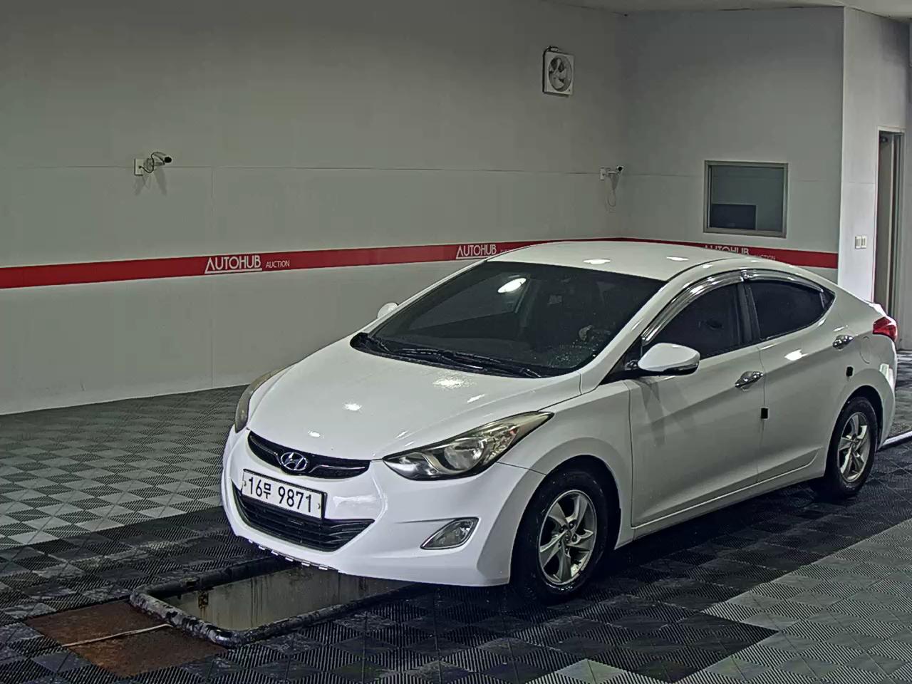 HYUNDAI AVANTE MD M16 GDi