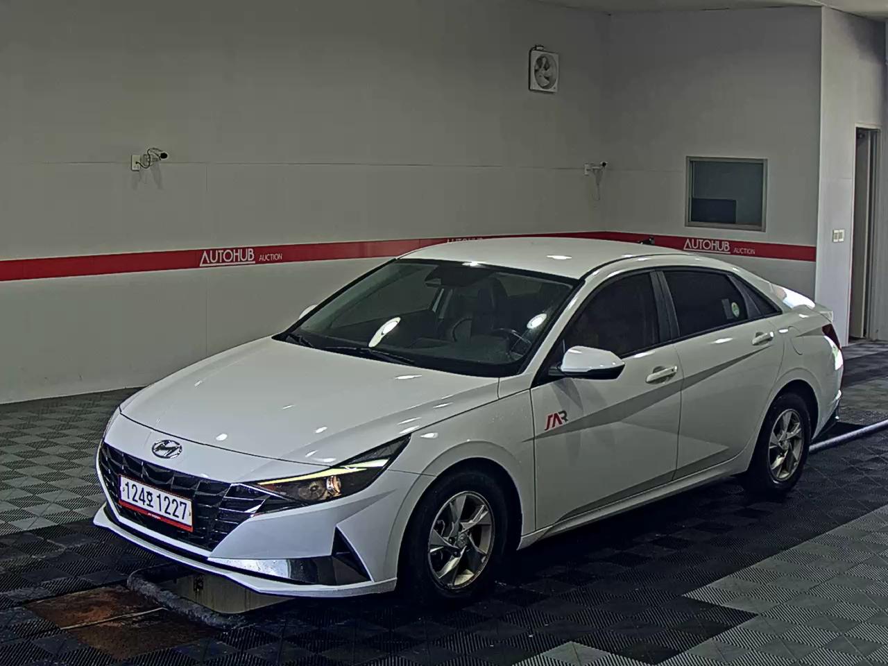 2022 - hyundai avante
