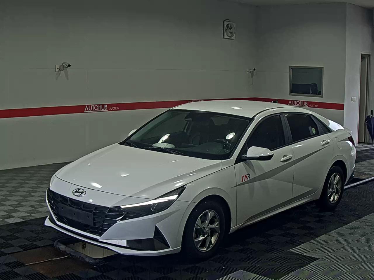 2022 - hyundai avante