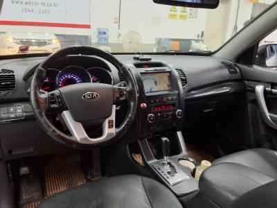 كيا سورينتو R ديزل 2.0 دفع ثنائي Tlx فاخر Model 2012 فاخر