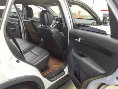 كيا سورينتو R ديزل 2.0 دفع ثنائي Tlx فاخر Model 2012 فاخر