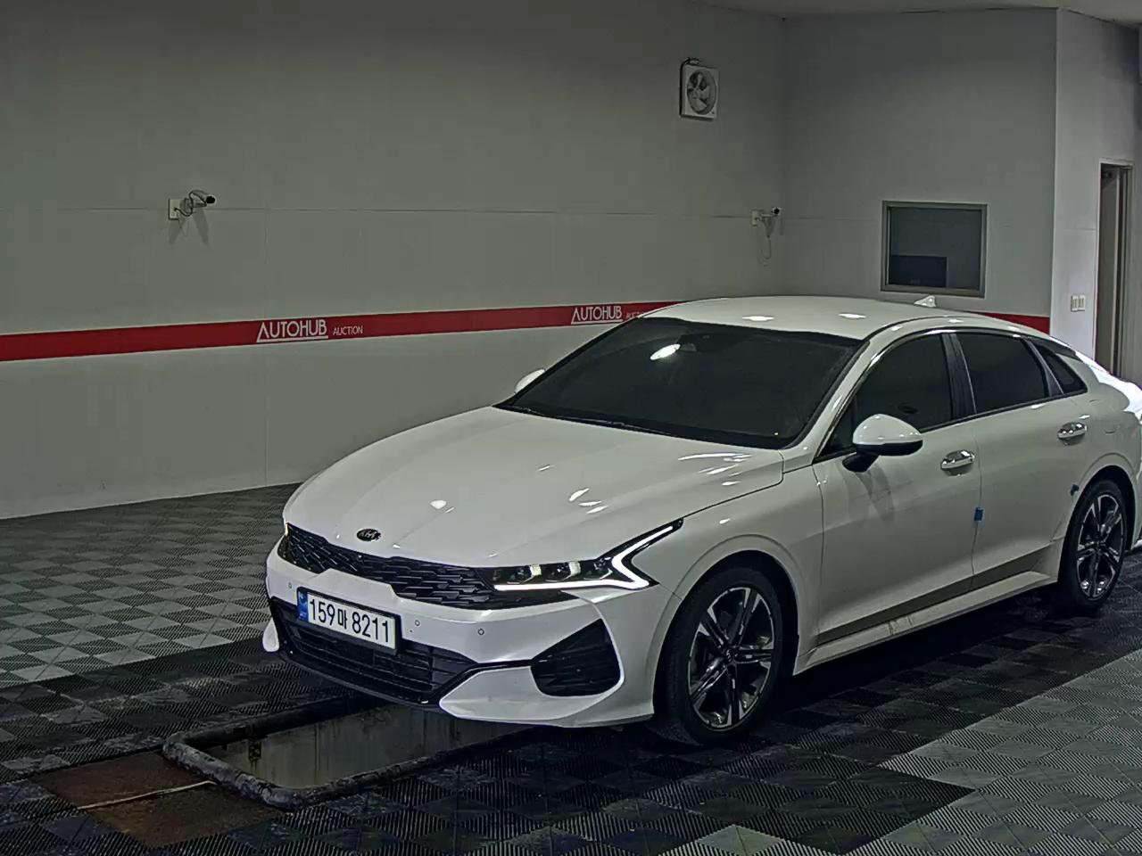 2021 - kia k5