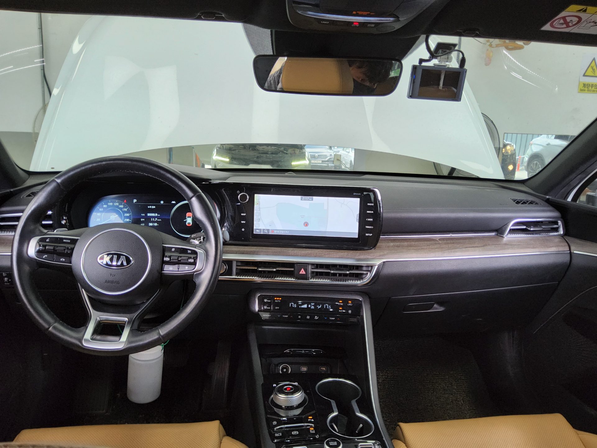 2021 - kia k5
