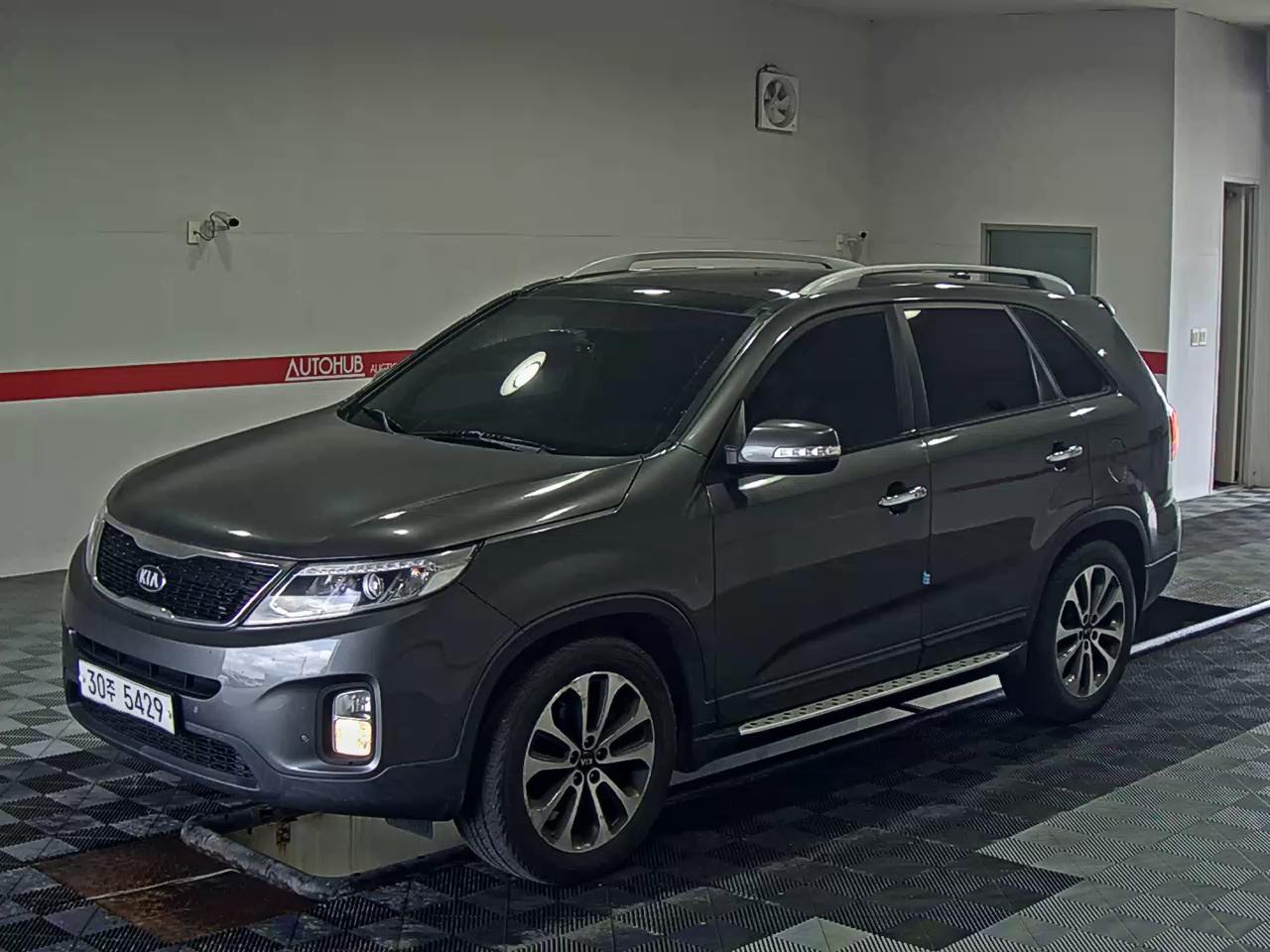 KIA SORENTO R LIMITED
