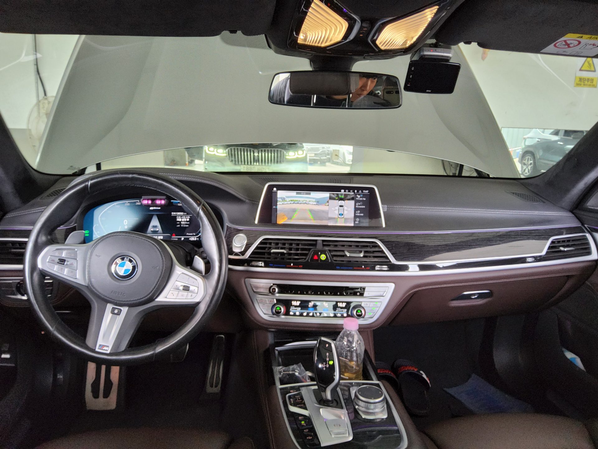 2021 - bmw m7