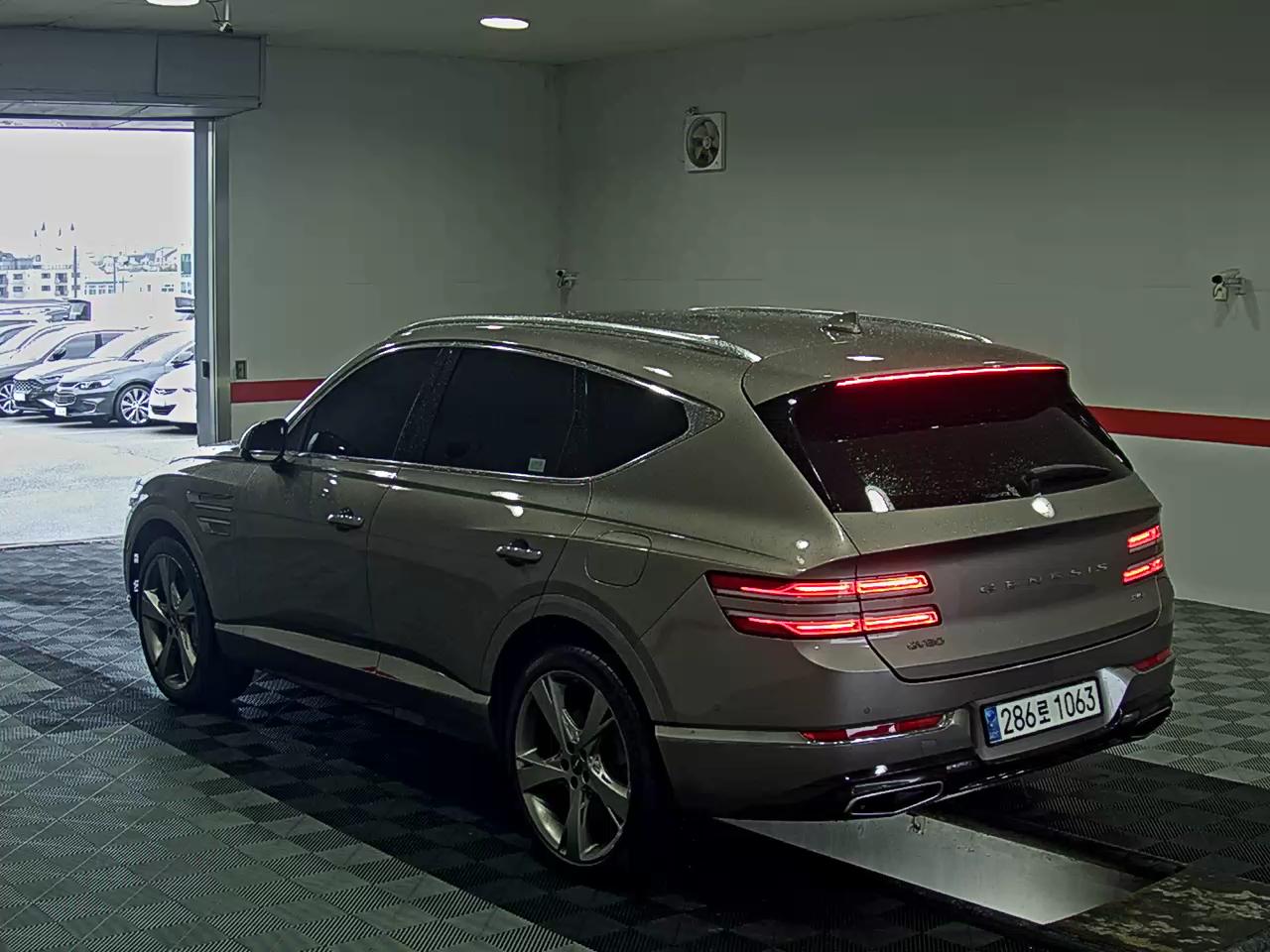 2020 - genesis gv80