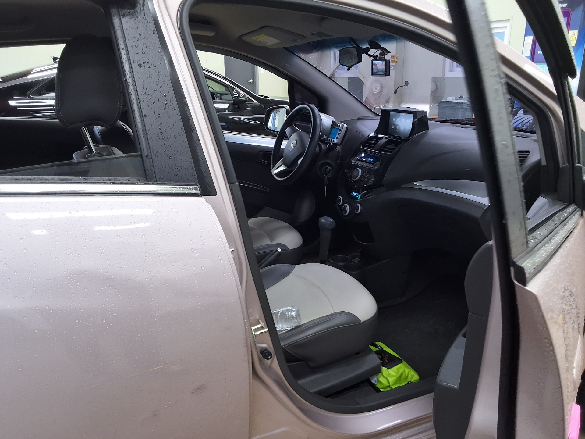 2012 - chevrolet spark