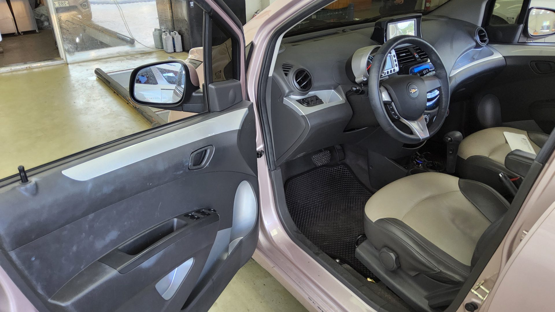 2012 - chevrolet spark