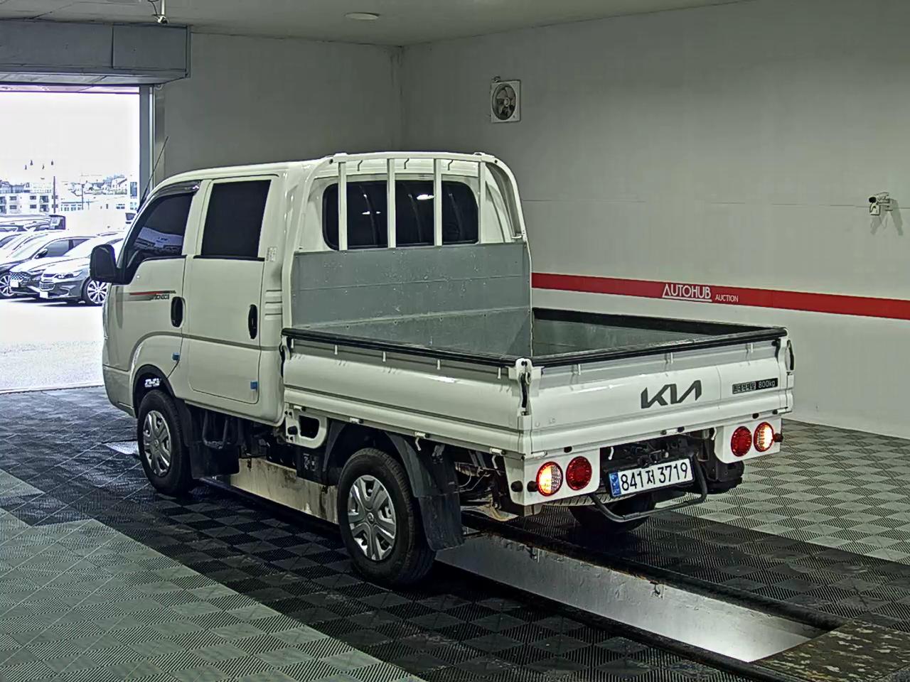 2023 - kia bongo