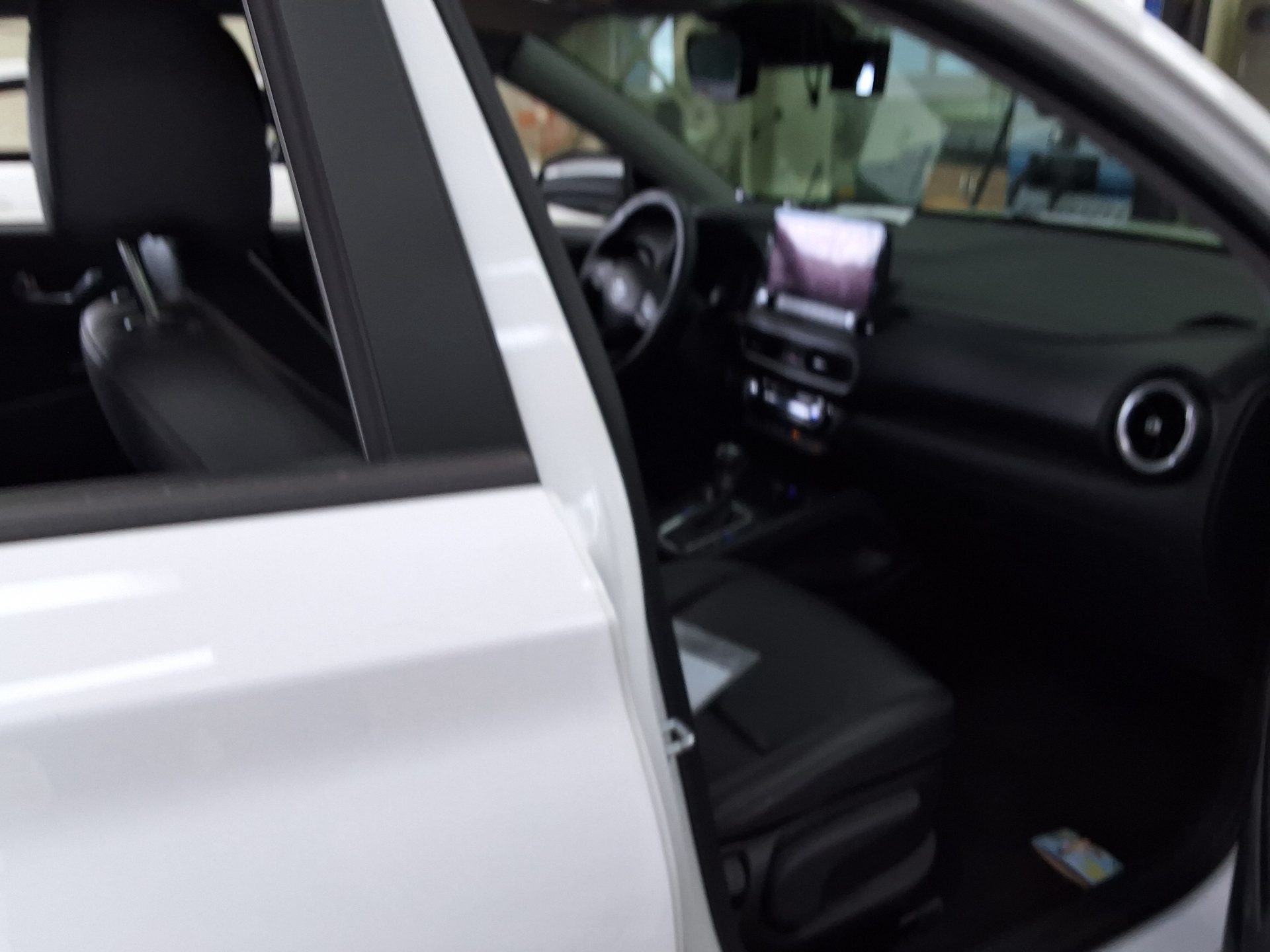 2023 - hyundai kona