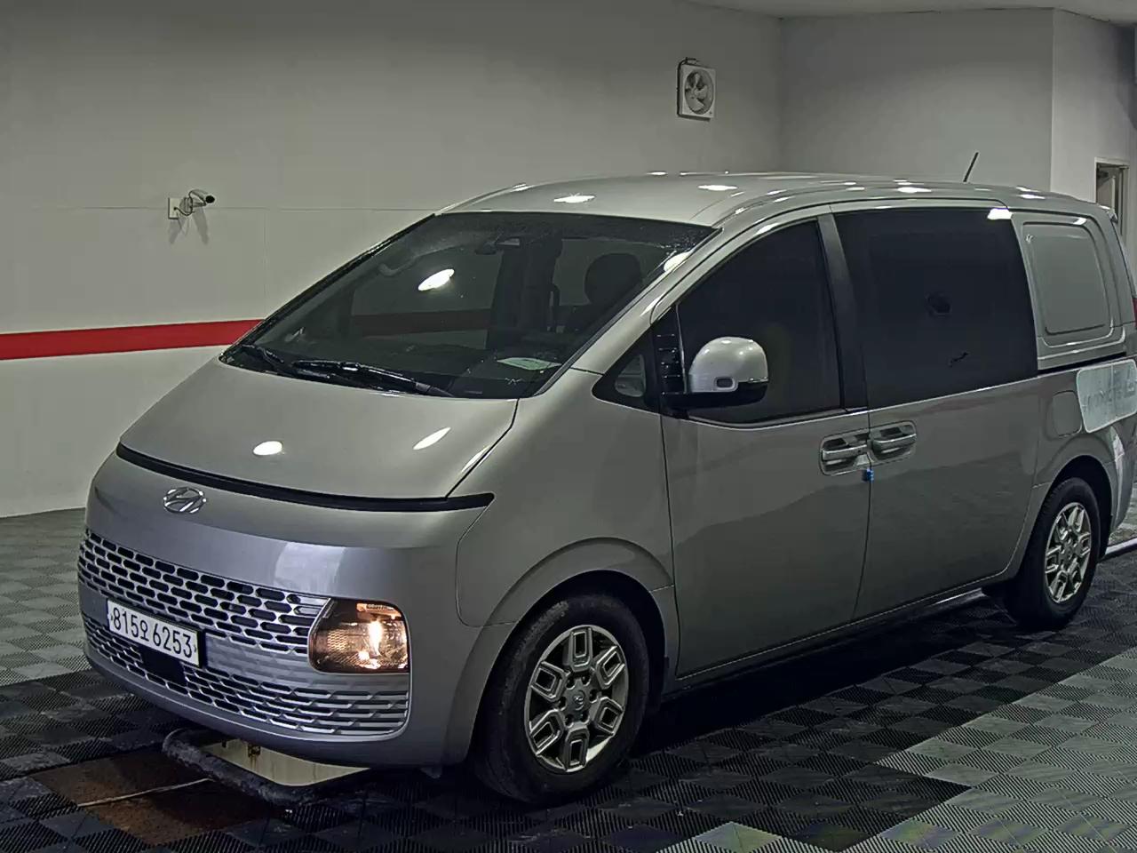 HYUNDAI STARIA CARGO