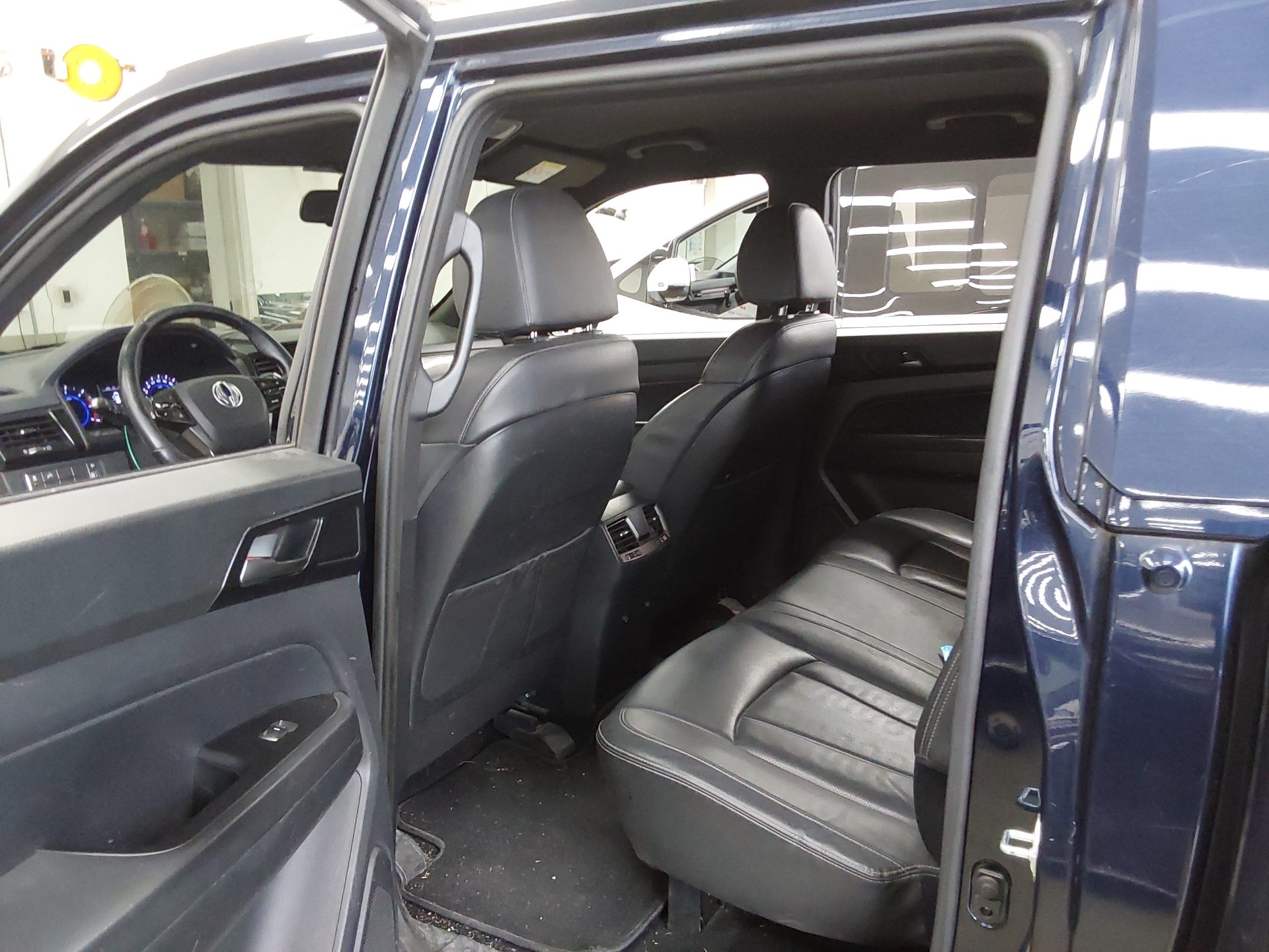 2021 - ssangyong rexton