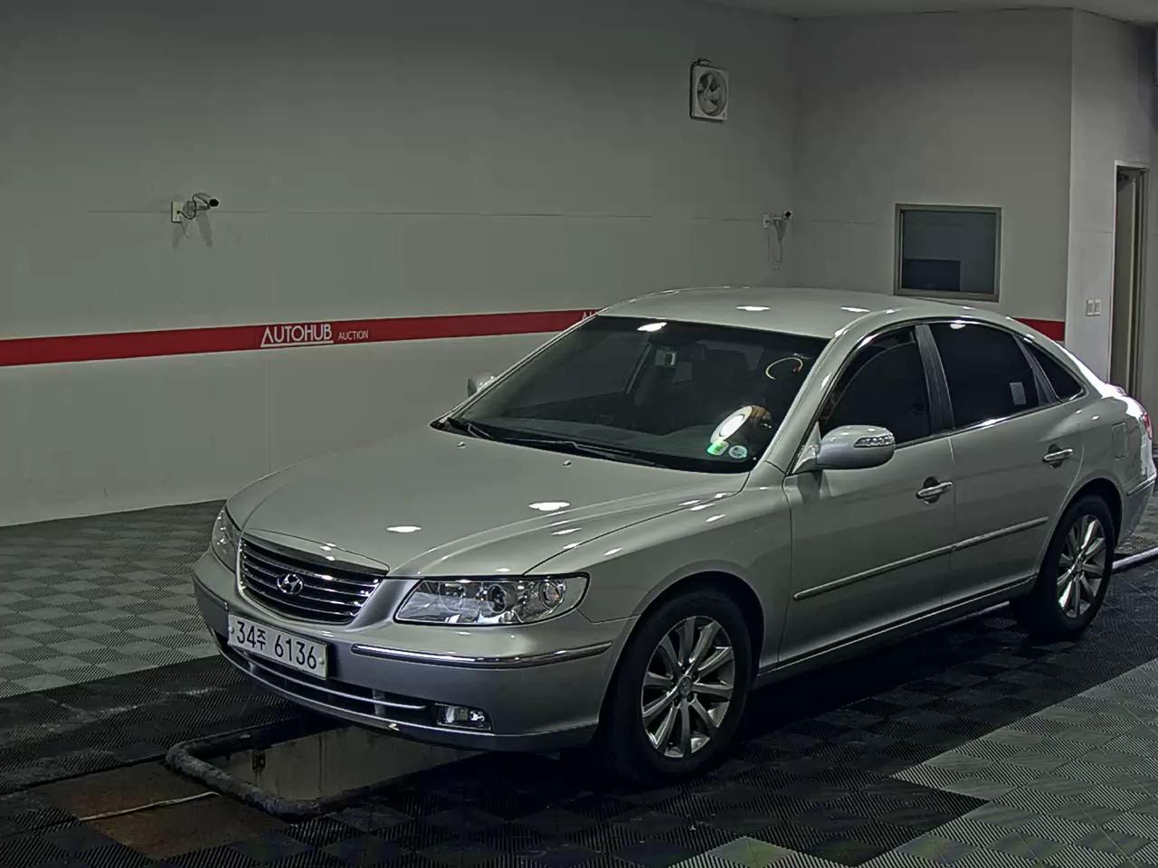 2010 - hyundai grandeur