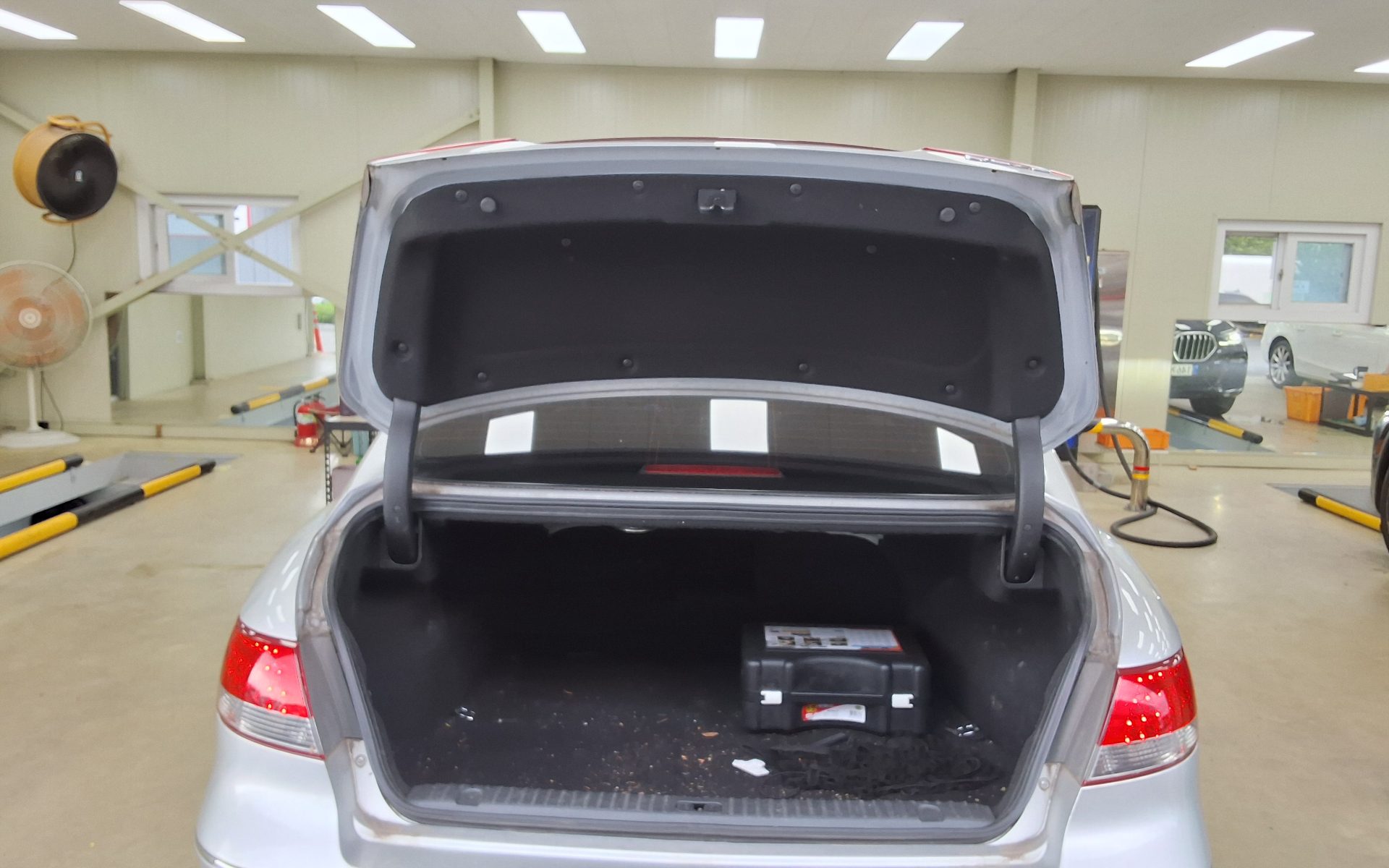 2010 - hyundai grandeur