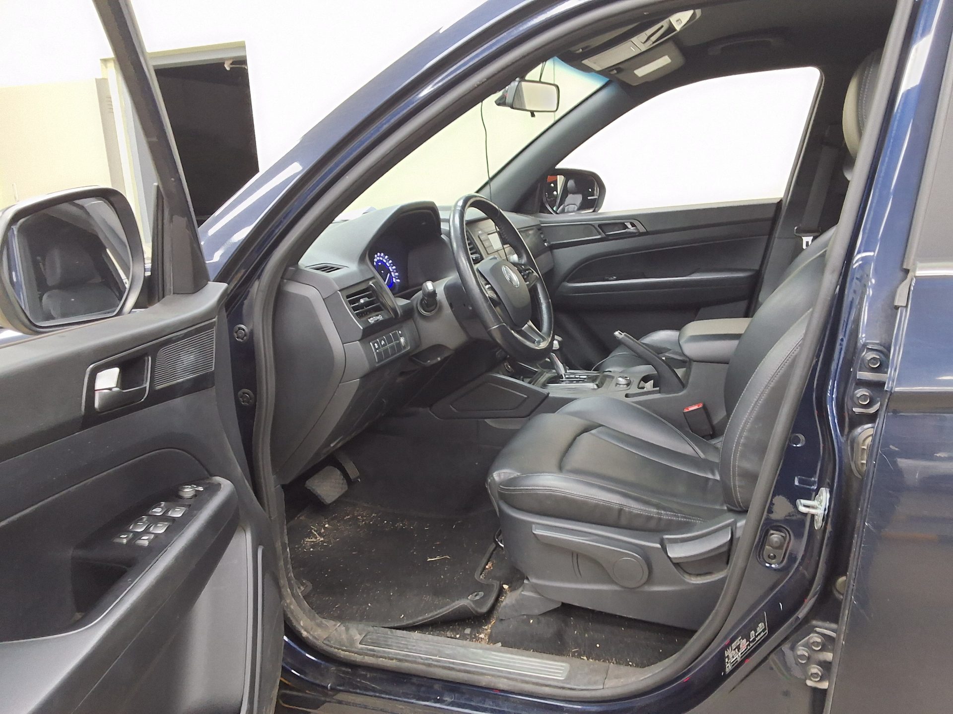 2021 - ssangyong rexton