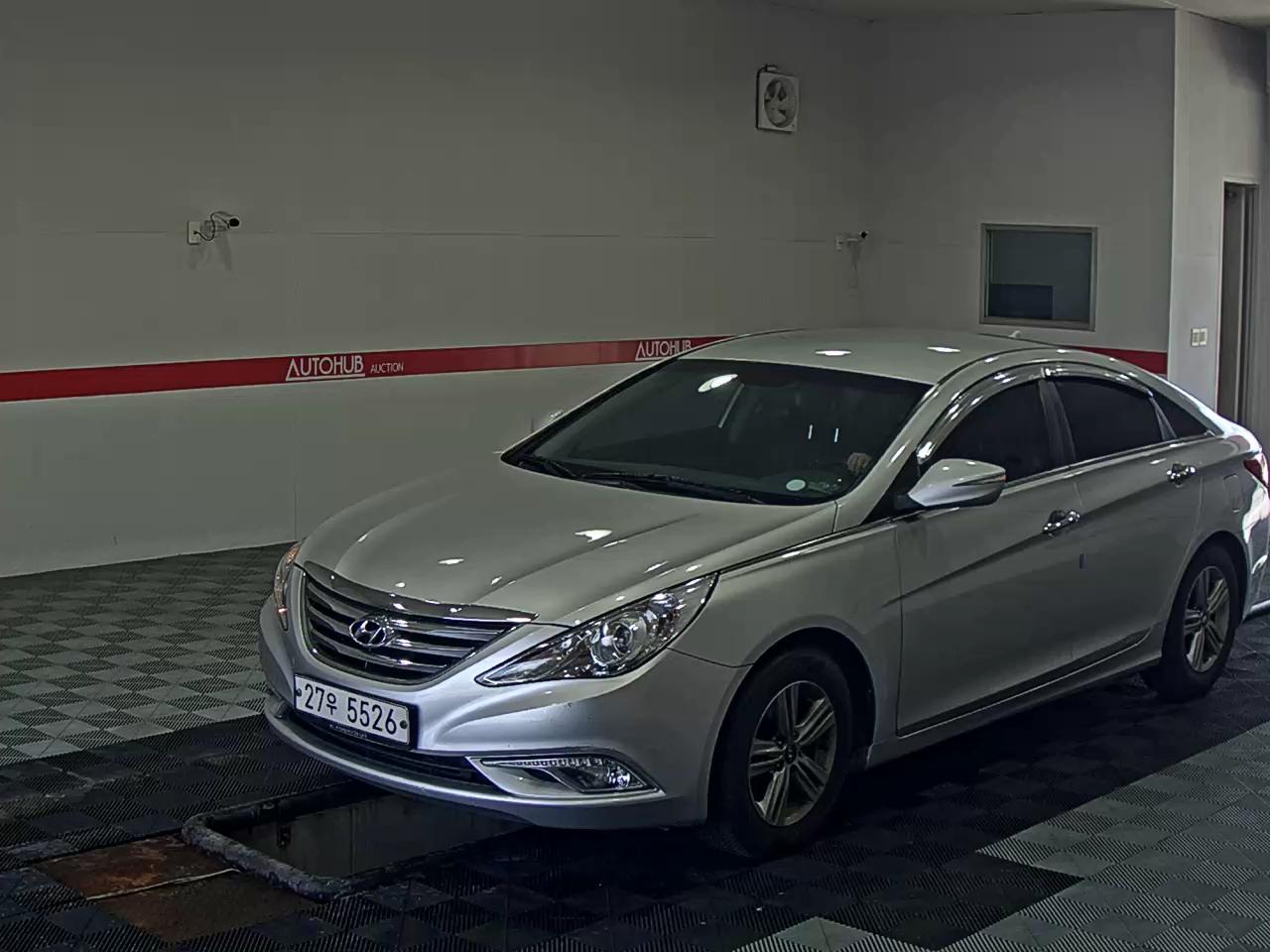 2013 - hyundai sonata