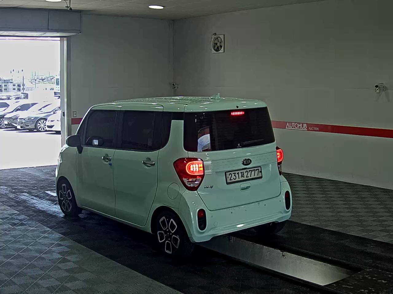 2020 - kia ray