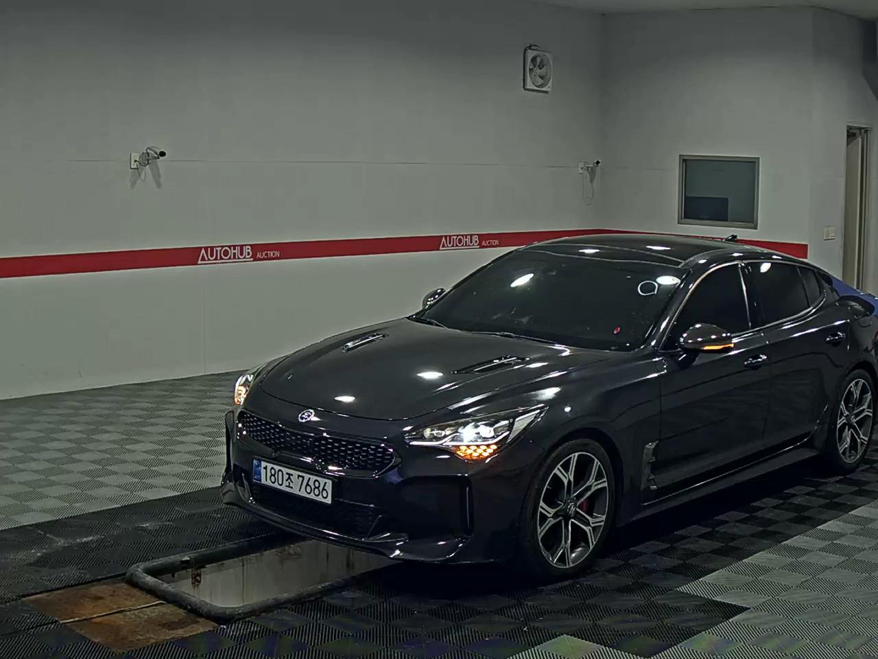 KIA STINGER