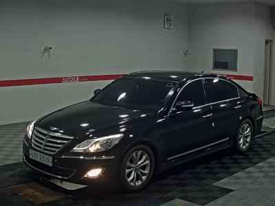HYUNDAI GENESIS BH 330