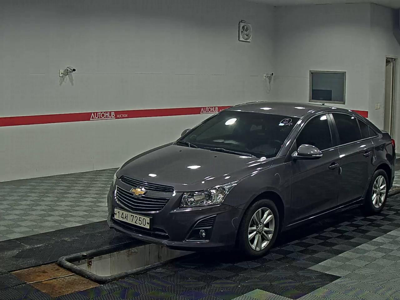 CHEVROLET (DAEWOO) CRUZE 4-DOOR