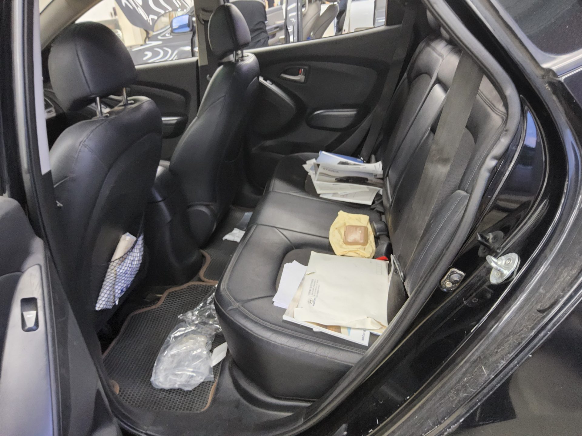 2010 - hyundai tucson
