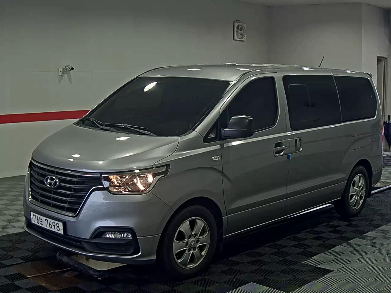2020 - hyundai grand starex