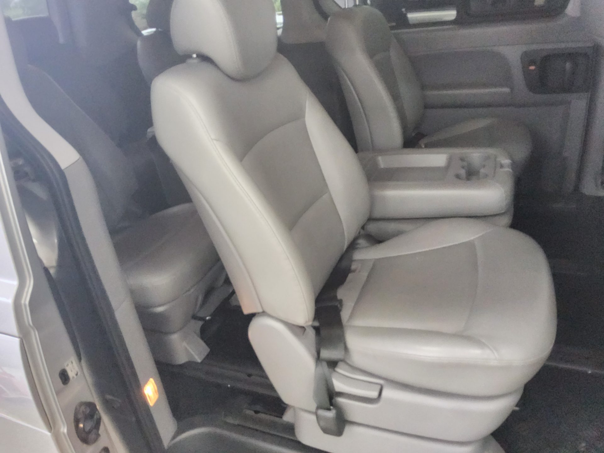 2020 - hyundai grand starex