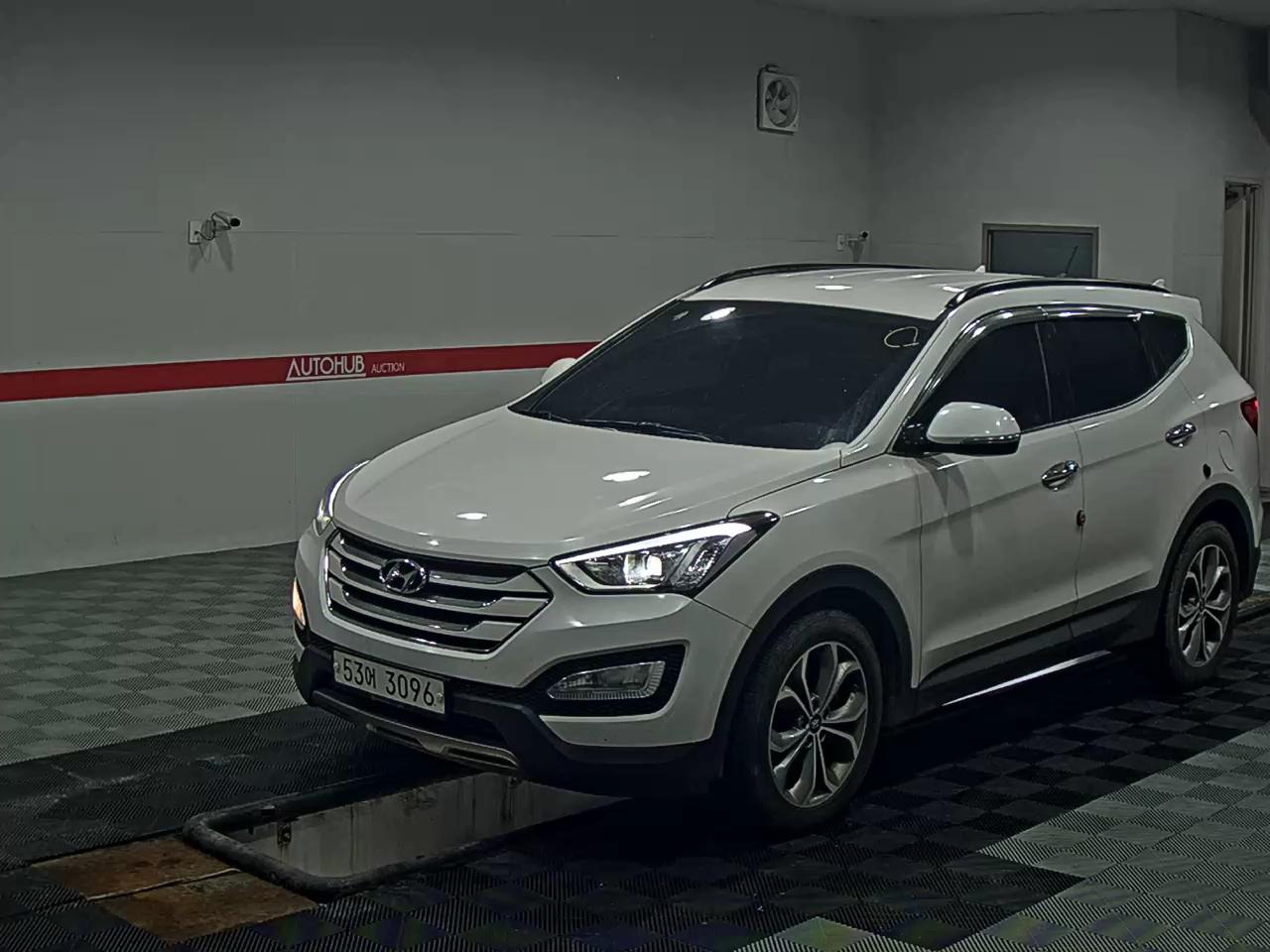 HYUNDAI SANTA FE (DM)